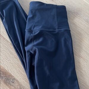 Athleta women’s  Dark Blue Leggings XS